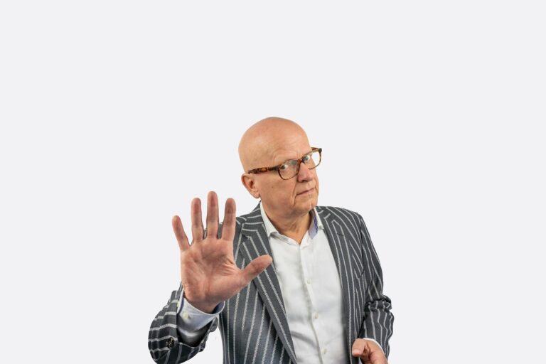 leaders don’t stop