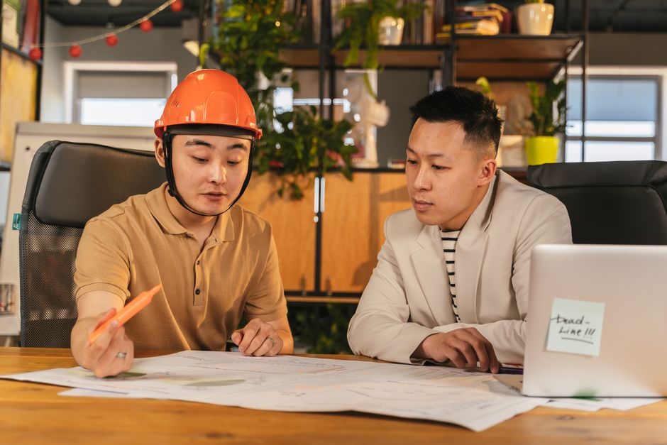How to work hard — People Working Hard In Office - image 2